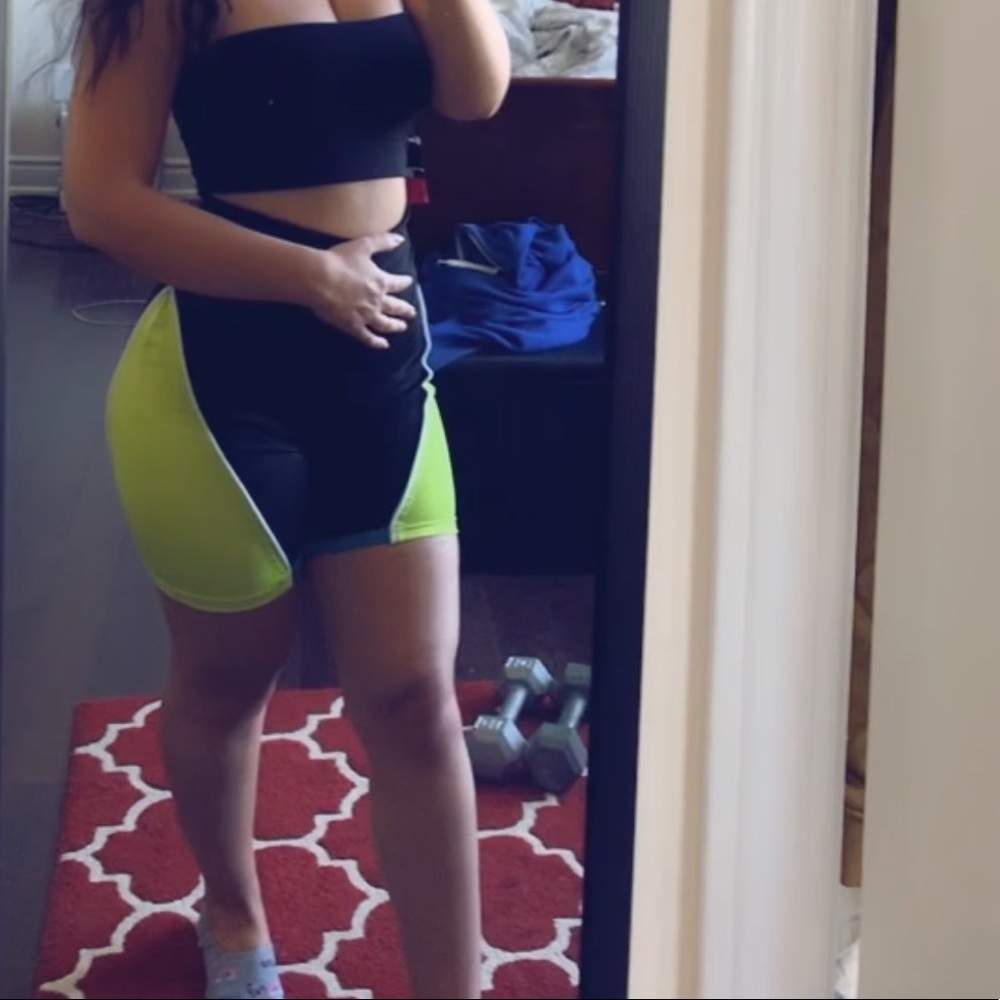 MISSGUIDED BIKER SHORTS